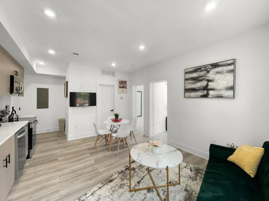 Classy Capitol Hill Apt, Steps From Dc Attraction Вашингтон Экстерьер фото