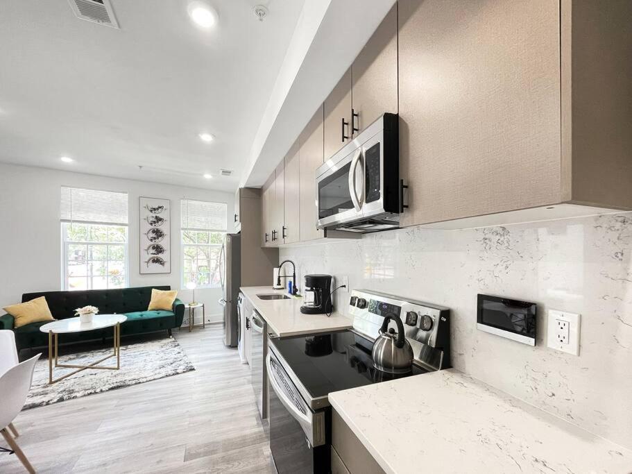 Classy Capitol Hill Apt, Steps From Dc Attraction Вашингтон Экстерьер фото