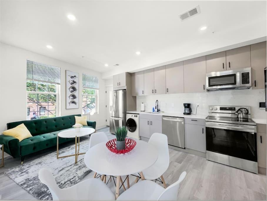 Classy Capitol Hill Apt, Steps From Dc Attraction Вашингтон Экстерьер фото