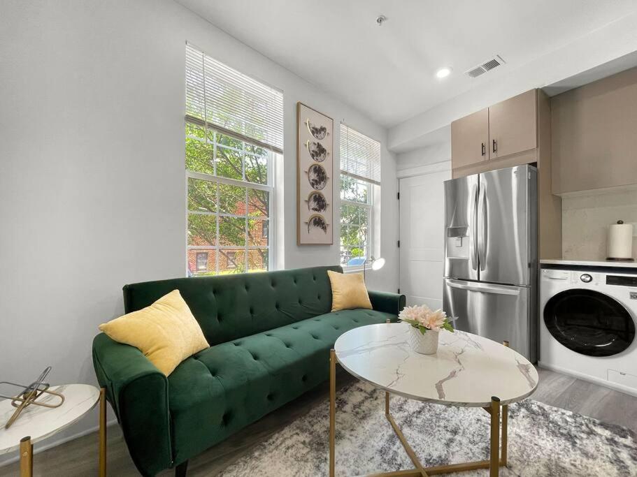 Classy Capitol Hill Apt, Steps From Dc Attraction Вашингтон Экстерьер фото